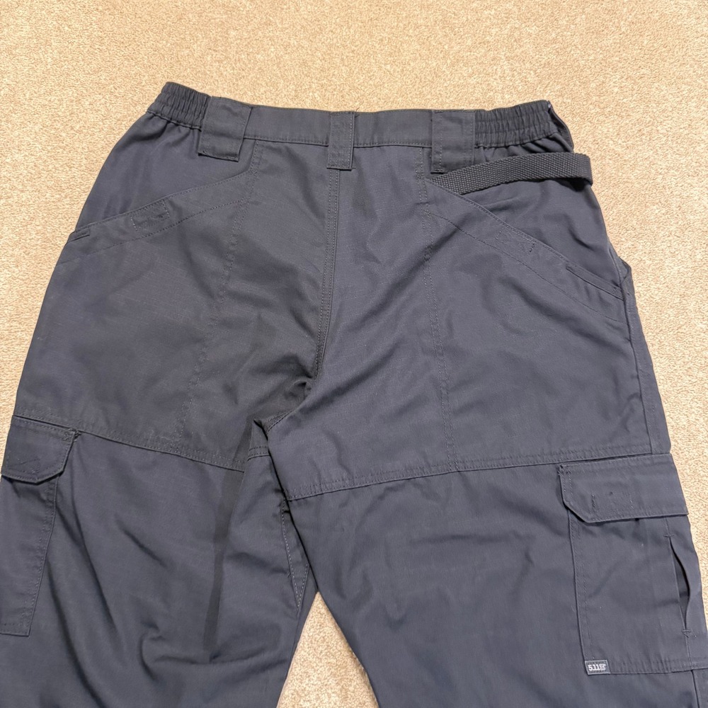 5.11 Tactical Cargo Pants Mens 38x30 Navy Blue Ripstop Multi-Pocket 74273-724 - Picture 2 of 8